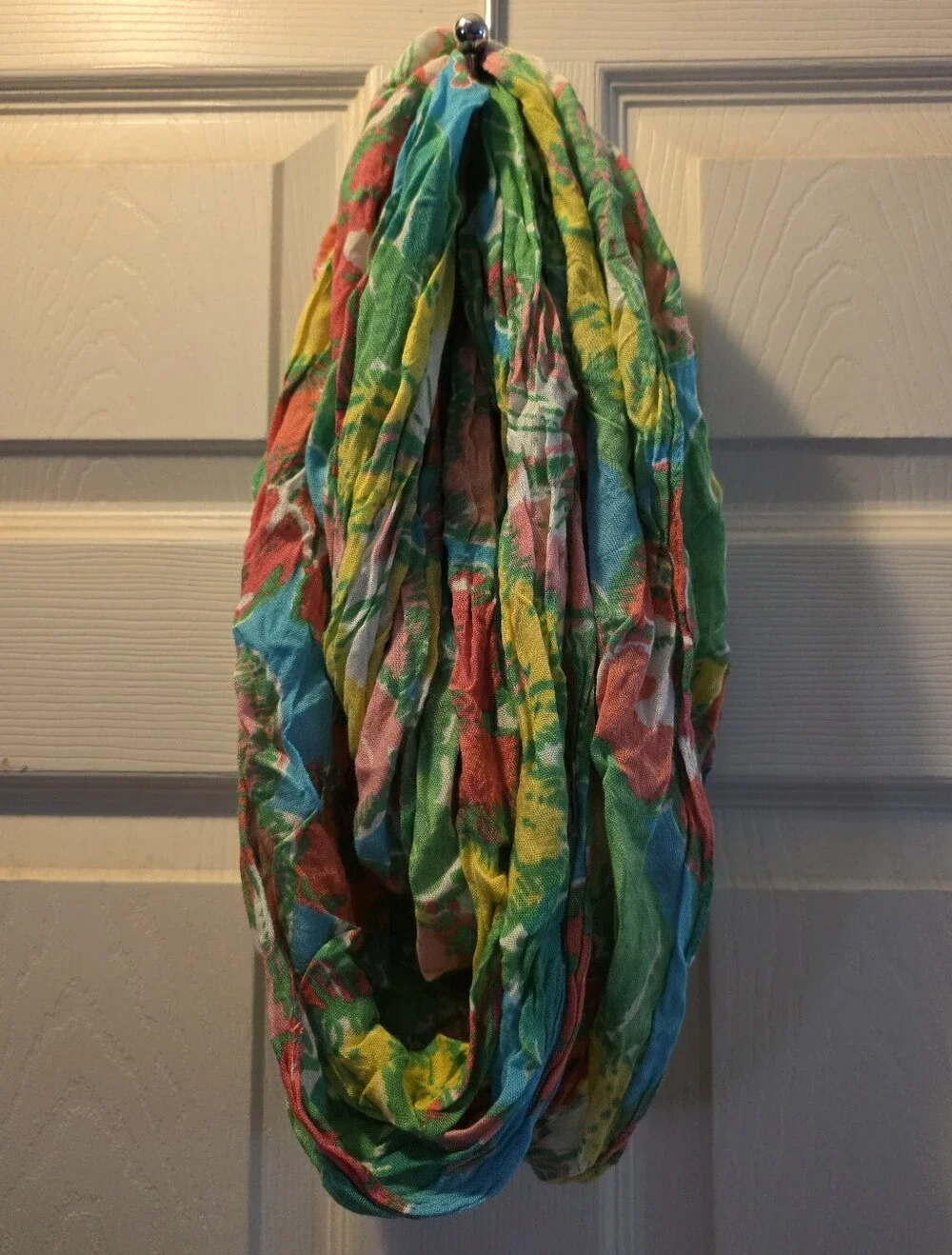 Colorful Floral Crinkle Scarf